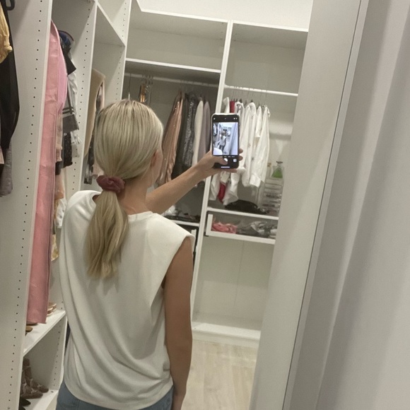 Banana Republic Padded Shoulders Tee - Picture 3 of 4